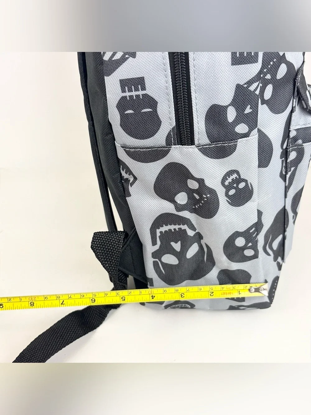 Skull & Roses 🌹💀Goth Punk Backpack New Without Tags - Picture 10 of 13